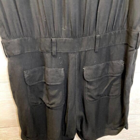 EXPRESS Black Roll Up Sleeve‎ Military Romper Women Jumpshort S/P NWOT - Picture 3 of 7